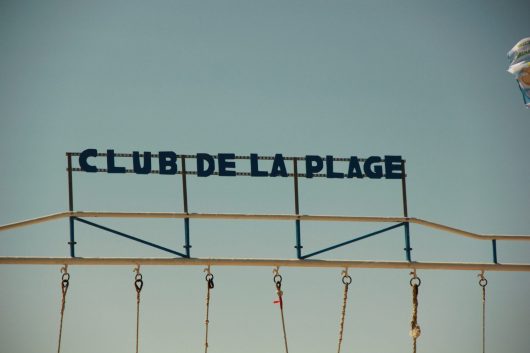 club-de-plage-stella-2019-portique-hain-delphine