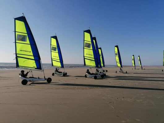 cns-char-a-voile-1