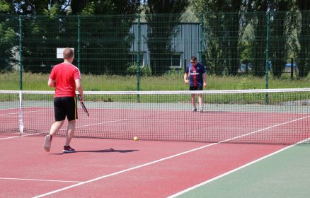 Location de courts de tennis extérieurs