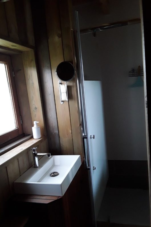 la-cabane-du-pecheur-sdb-2