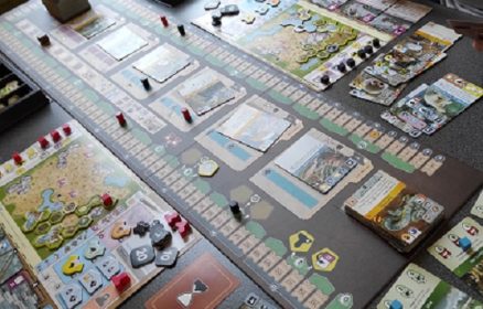 La Loi des Cartes : Jeux de Société