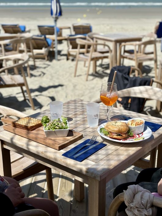 la-madrague-food-table