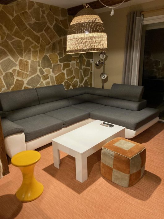 la-petite-auberge-salon