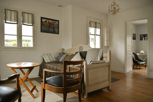 le-chemin-de-la-mer-appt-salon-1