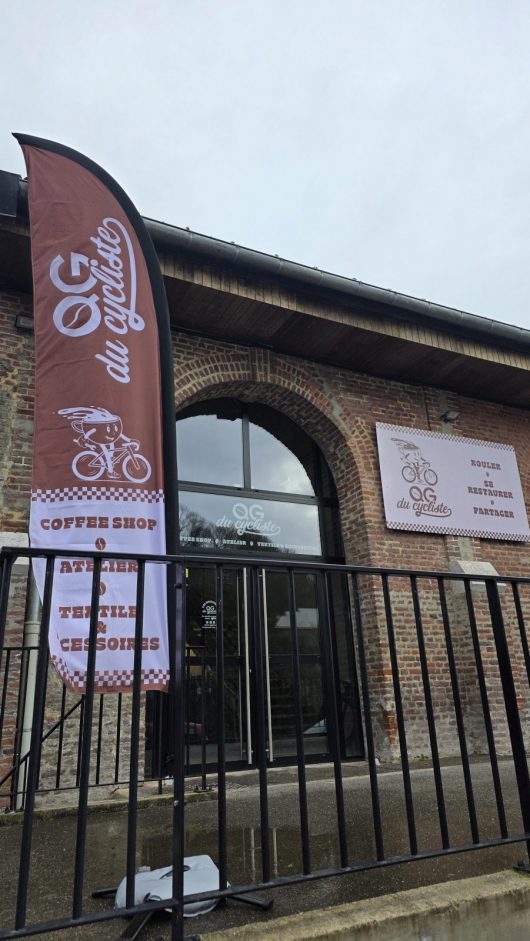 le-qg-du-cycliste-boutique-cafe-montreuil-sur-mer-le-qg-du-cycliste-11