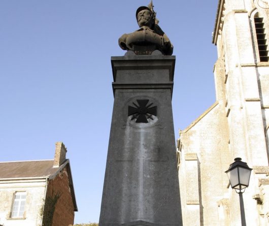 monument-aux-morts-neuville-sous-montreuil