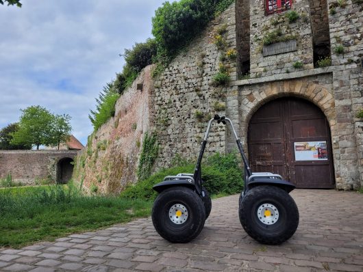 visite-guidee-segway-gyropode-montreuil-sur-mer-2025-trottevents-manonherdier-otmco-3